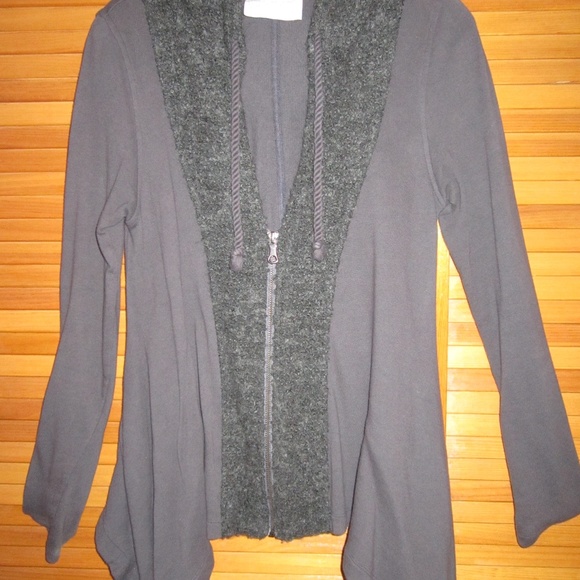 Free People Tops - FREE PEOPLE  Hooded zip up sweat jacket